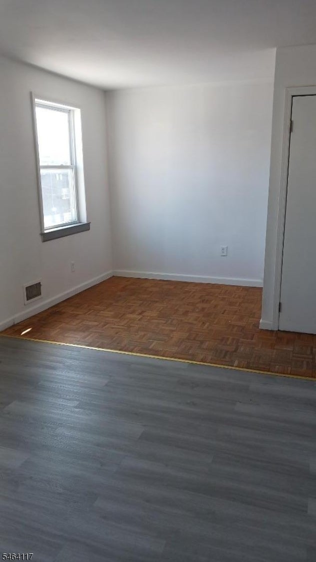 410 3Rd Ave