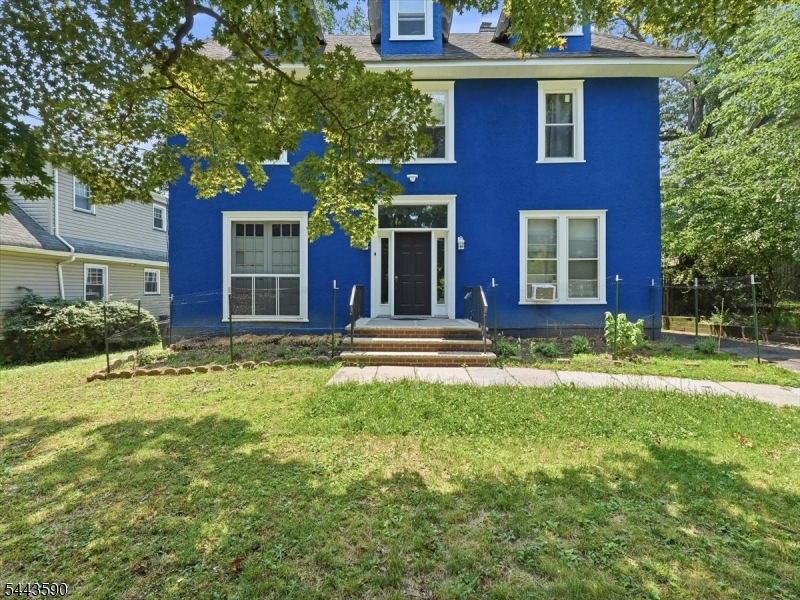 62 Forest Hill Rd 2E