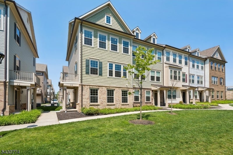10 Cortland Ct