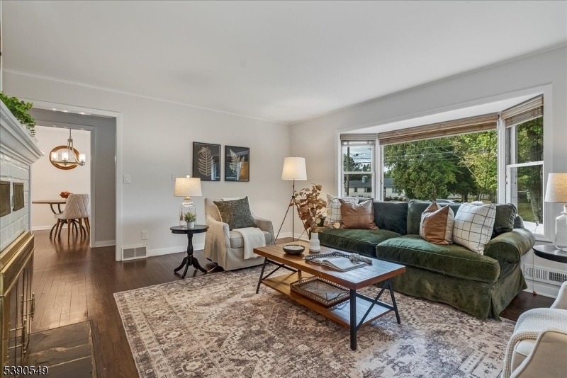 36 Somerset Ave