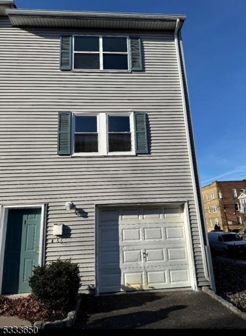 61-67 Welland Ave 1 Irvington Twp. NJ 07111