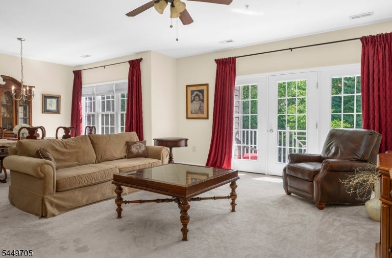 1215 Berry Farm Rd
