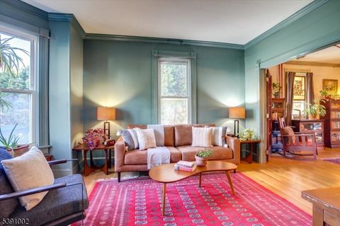 Photo of 403 W Plane St, Hackettstown, NJ 07840 (MLS # 3993687)