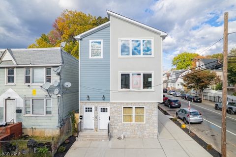 543 13th Ave Newark City NJ 07103