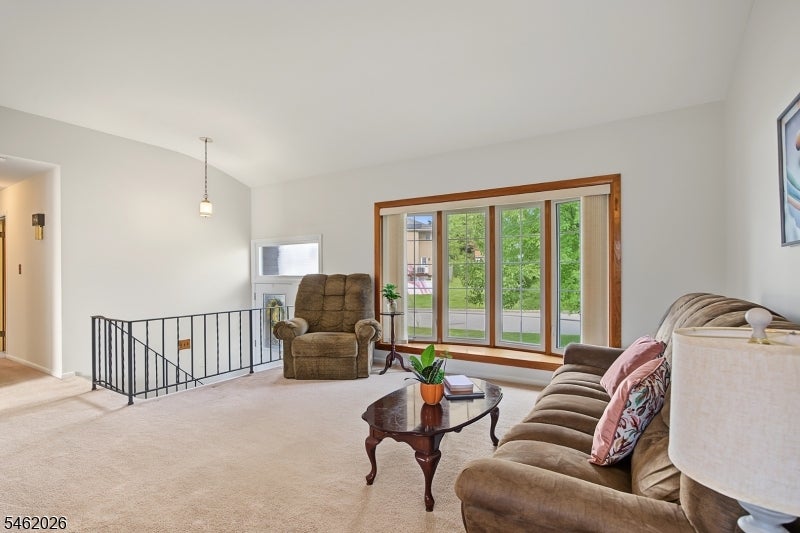73 Centerton Dr