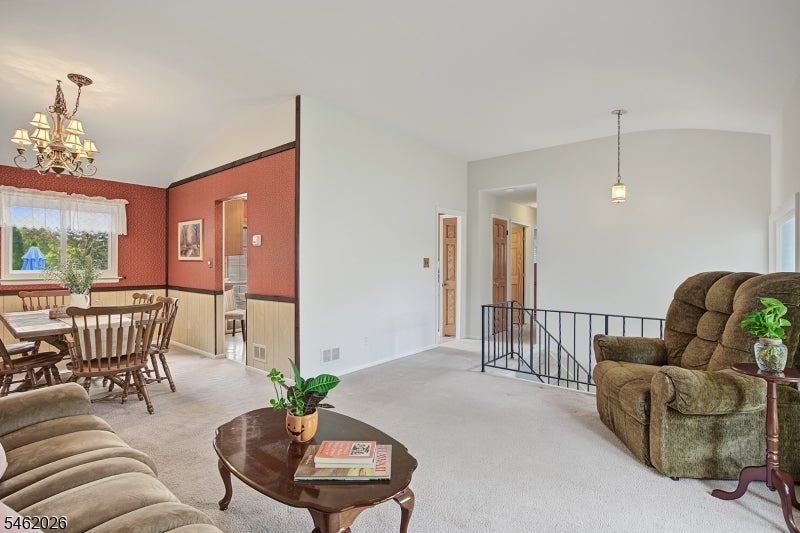 73 Centerton Dr