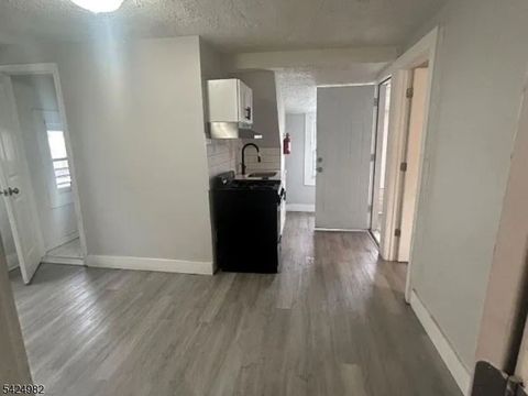 48-50 Cedar Ave 3 Newark City NJ 07106