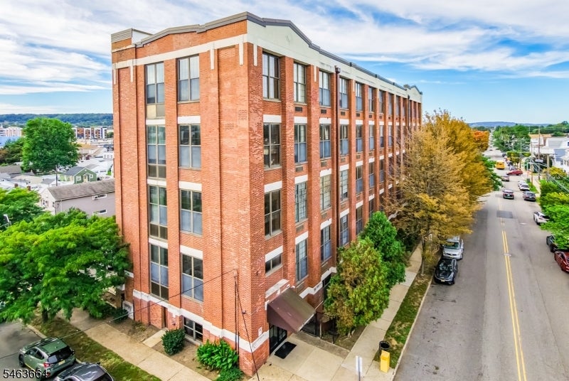 366-382 Trenton Ave 4G