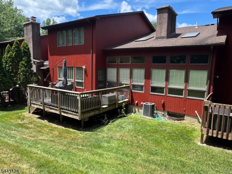 244 Butternut Dr