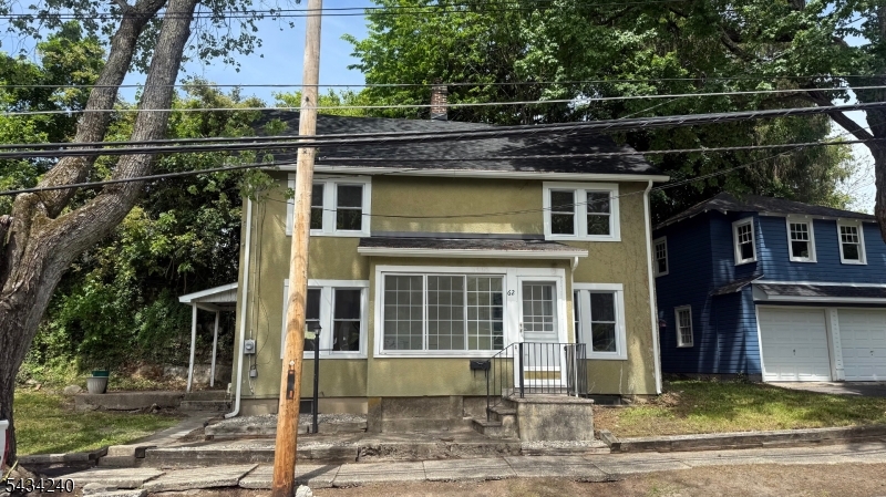62 Madison St