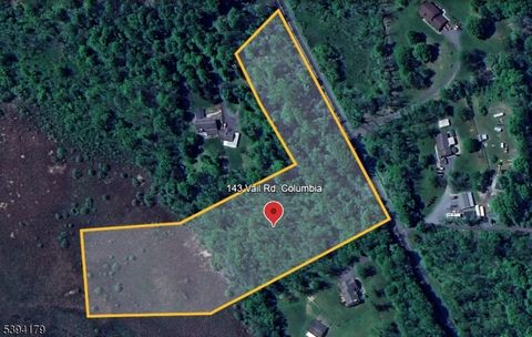 Photo of 143 Vail Rd, Knowlton, NJ 07832 (MLS # 3995184)