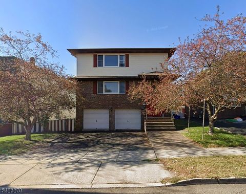 525 Stuyvesant Ave 2 Lyndhurst Twp. NJ 07071