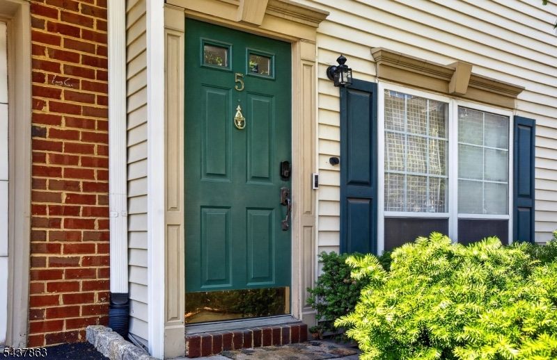 5 Krueger Ct