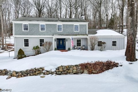 76 E Lake Rd Kinnelon Boro NJ 07405