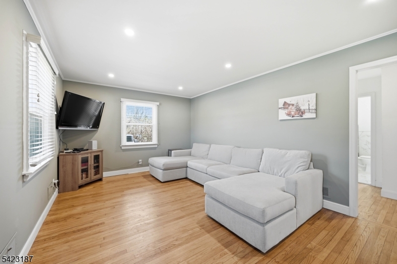 194 Ramapo Valley Rd