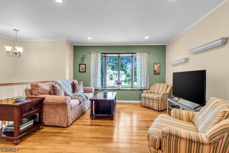 51 Bradford Rd