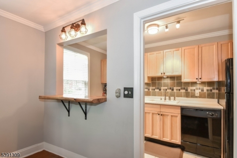 30 C Parkway Village C