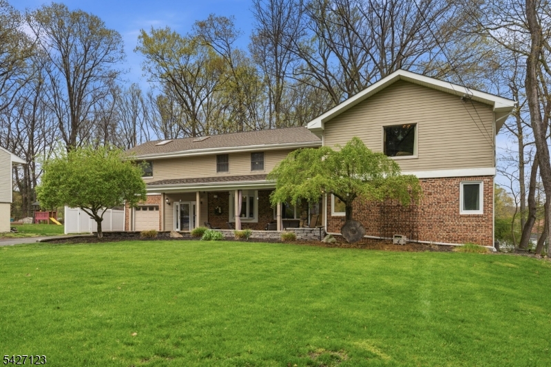 7 Oswego Ave