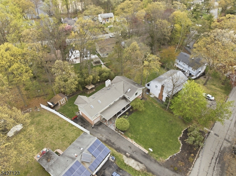 7 Oswego Ave