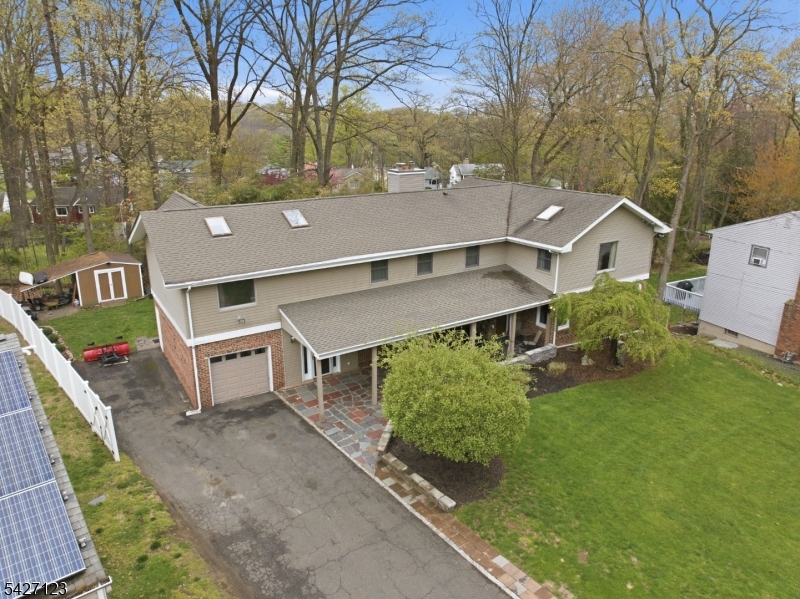 7 Oswego Ave