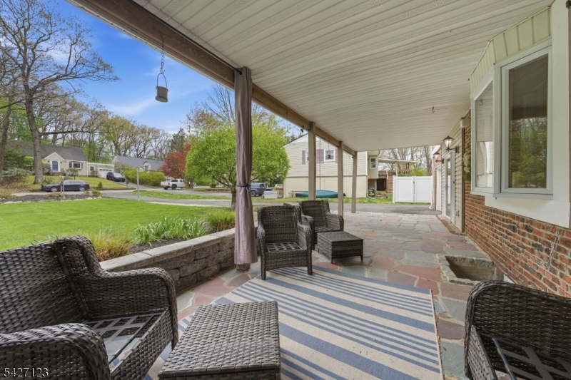 7 Oswego Ave