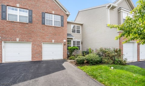 Photo for 99 Warwick Rd