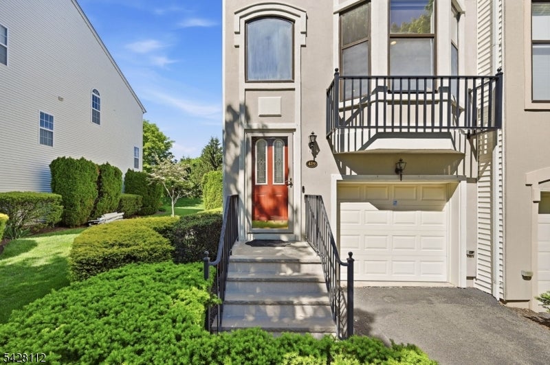 419 Hartford Dr