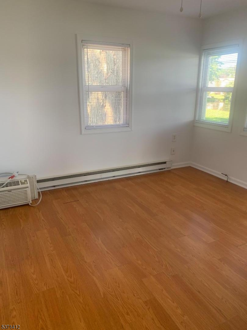 39B Dell Ave