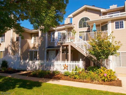 80 Ashley Ct Bedminster Twp. NJ 07921