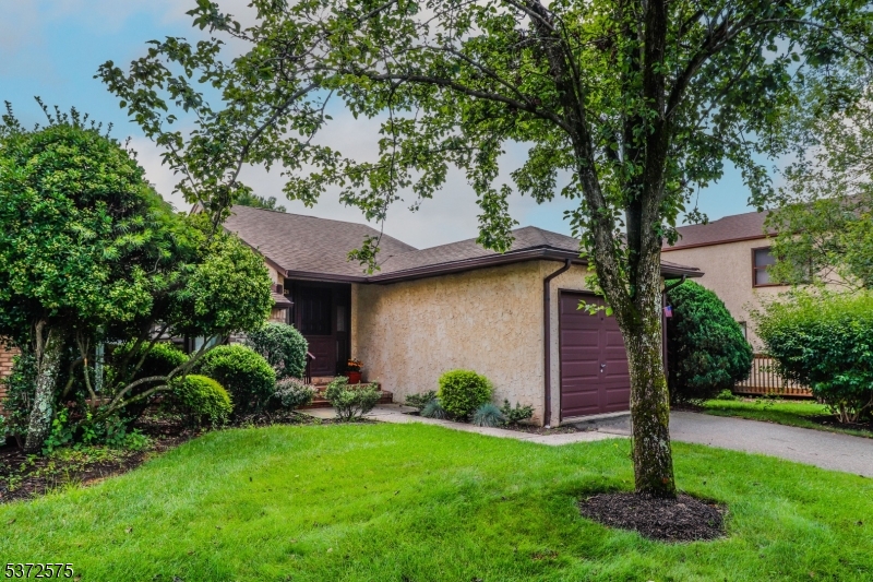 21 Teaberry Dr