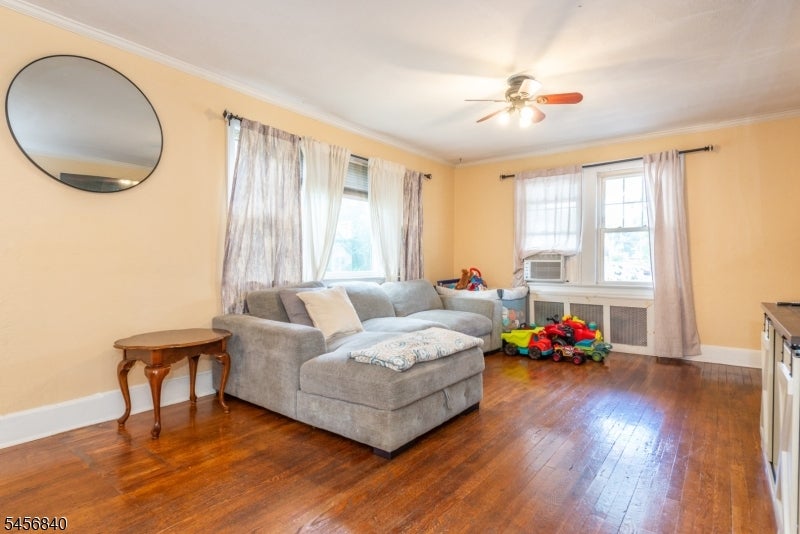 73 Buschmann Ave