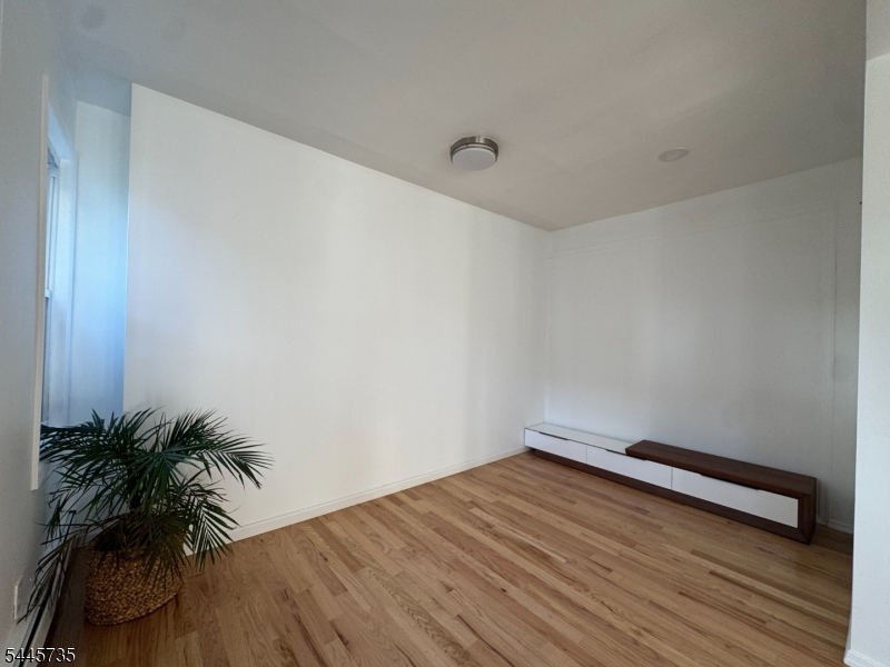 226 Waverly Pl