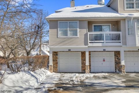 39 Loch Ln Roxbury Twp. NJ 07852