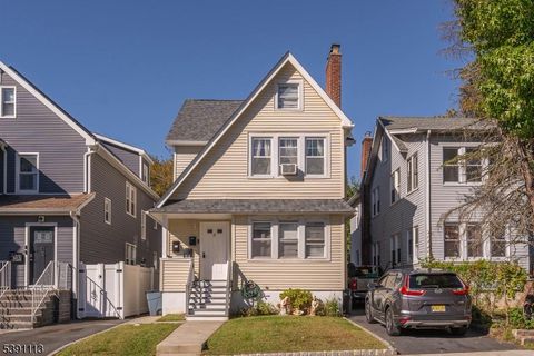 17 Cottage Pl East Orange City NJ 07017