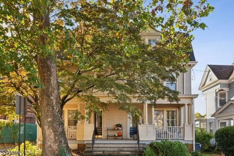 Photo of 20 Kent Place Blvd, Summit, NJ 07901 (MLS # 3994376)
