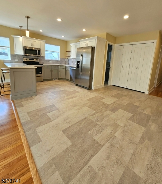 1300 Stuyvesant Ave Apt 2L