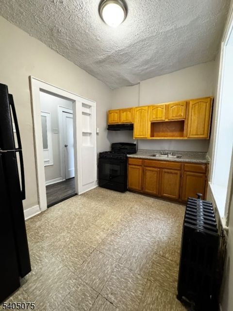 671 Lincoln Avenue 109 City Of Orange Twp. NJ 07050