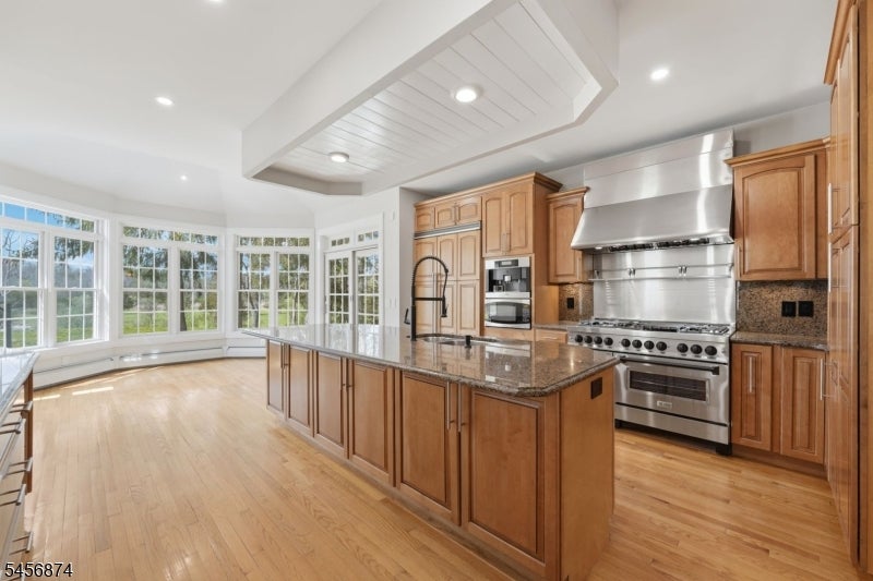 10 Old Forge Rd
