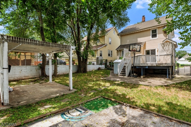 181 Brinkerhoff St