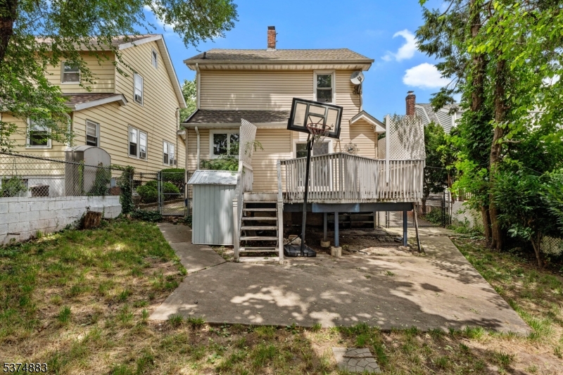181 Brinkerhoff St