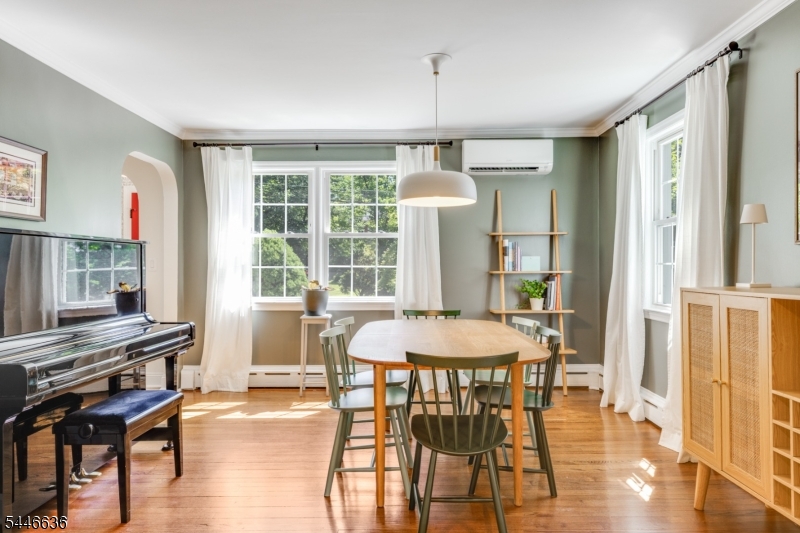 16 Sherman Pl