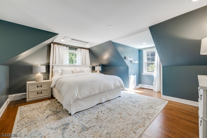 16 Sherman Pl