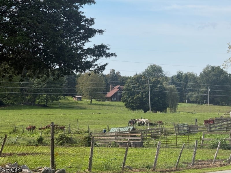 52-84 Mountain Rd