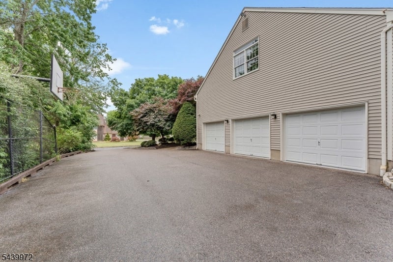836 Atkinson Cir