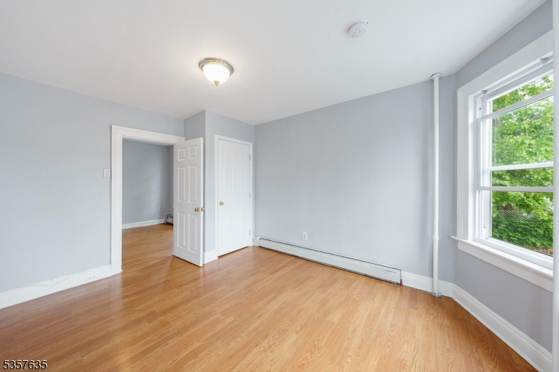 10 Westcott St