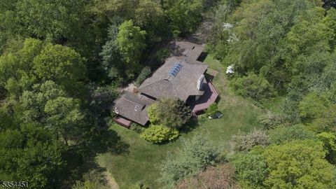 15 Long Hill Rd Harding Twp. NJ 07976