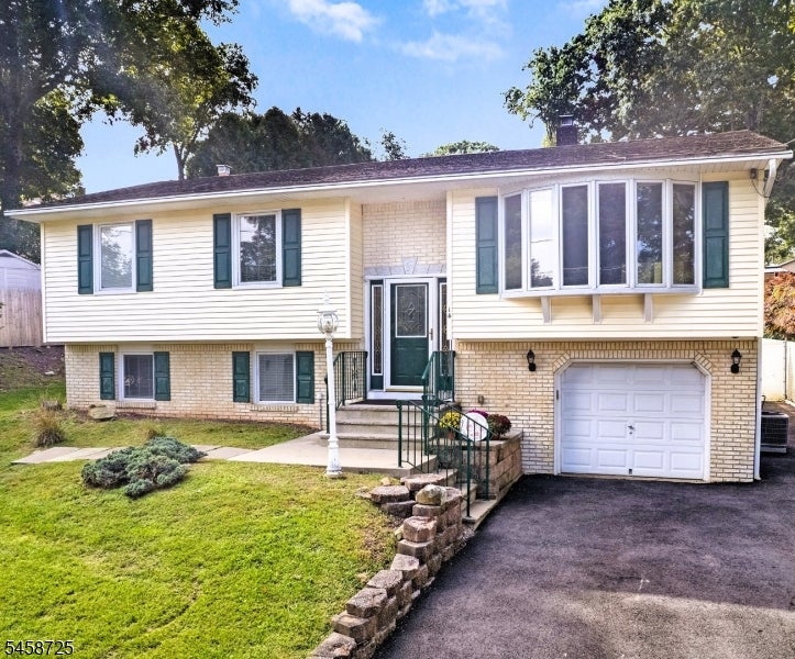 14 Eugene Rd