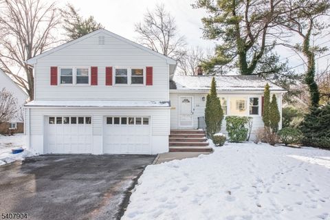 33 Tuers Pl Montclair Twp. NJ 07043