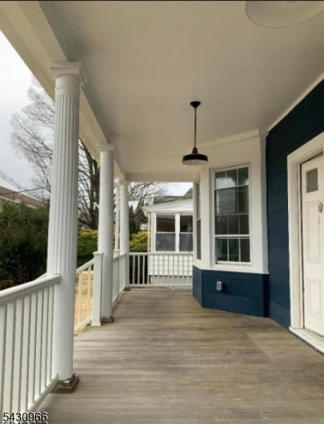 21 Bartholdi Ave