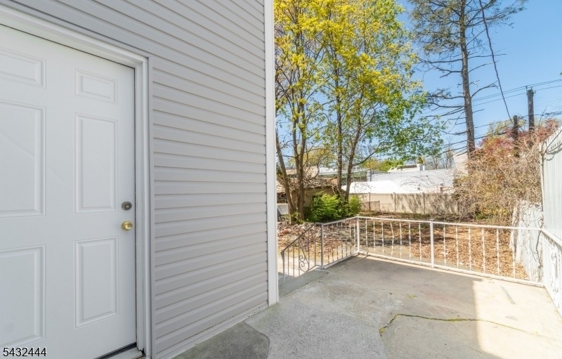 155 Tichenor Ave